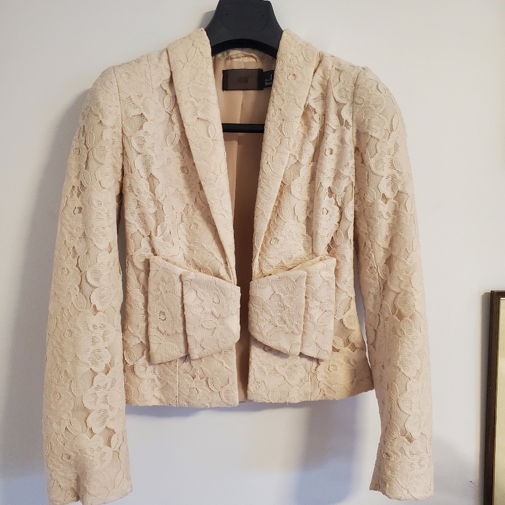 Cream Floral Lace Blazer